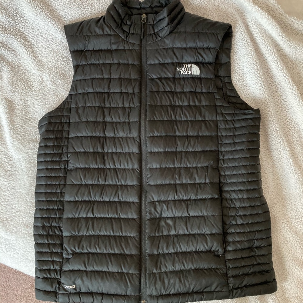 North Face • Black Puffer Vest